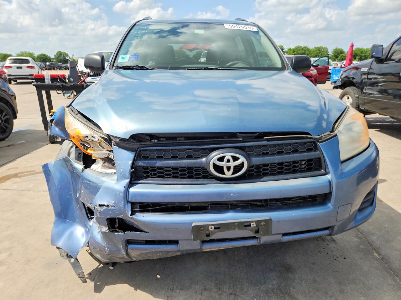 Toyota RAV4 Base