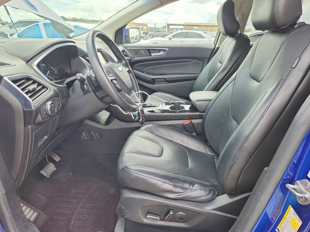 Ford Edge Titanium