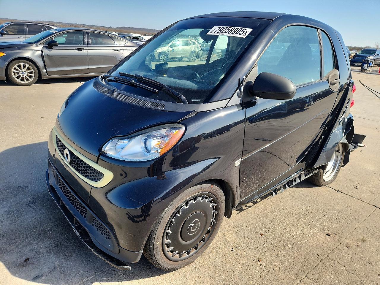 Salvage Smart fortwo Image
