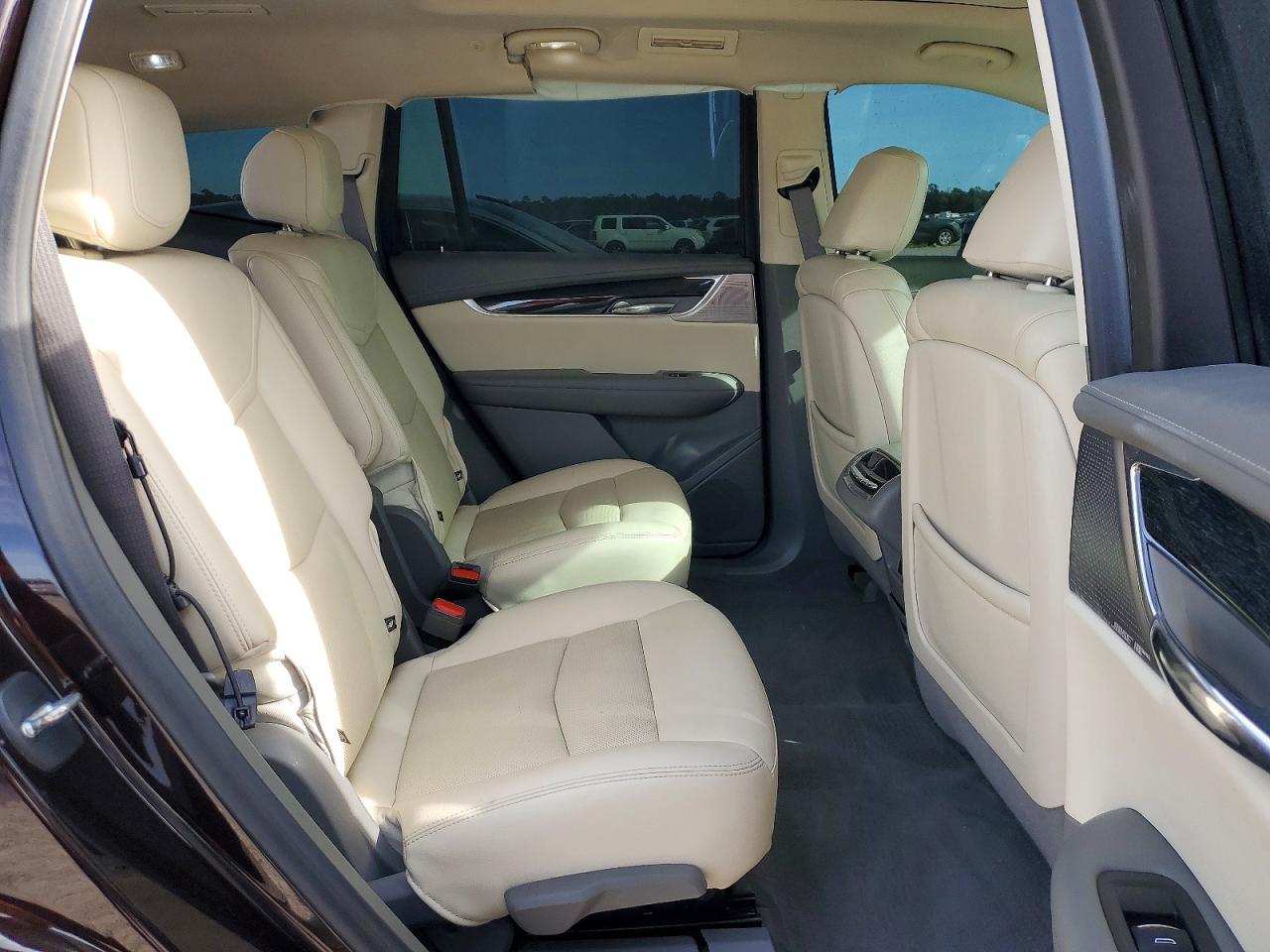 Cadillac XT6 Premium Luxury