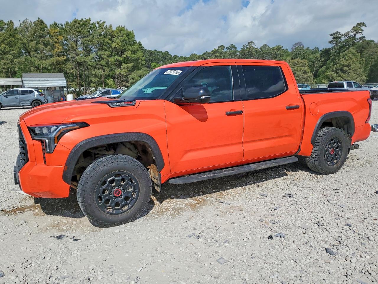 Salvage Toyota Tundra Image