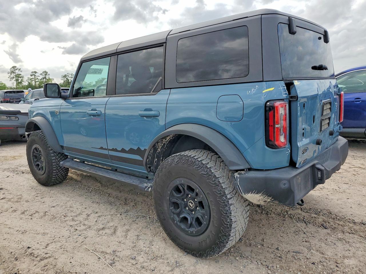 Ford Bronco Base
