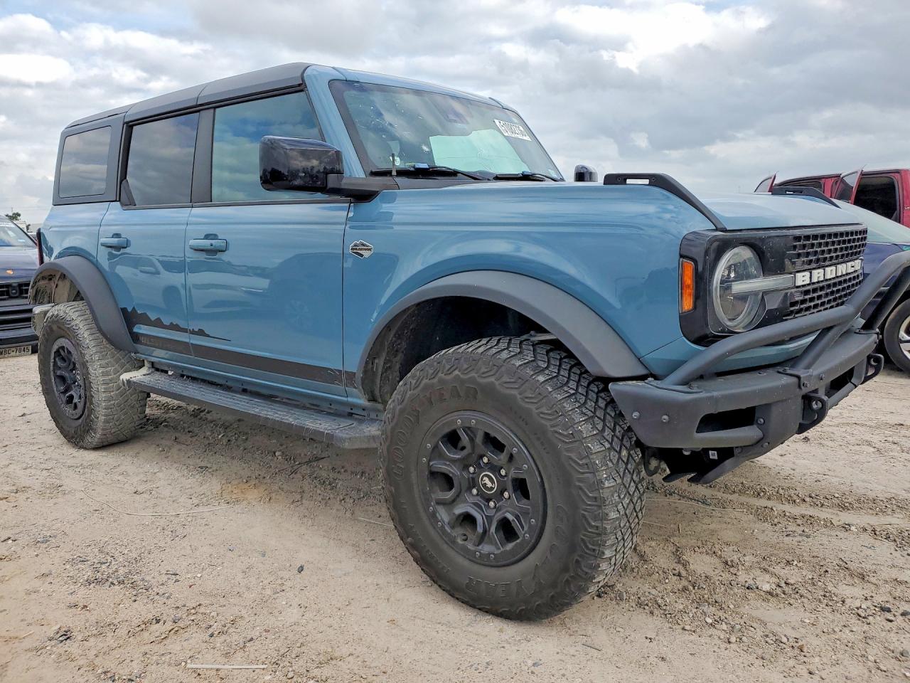 Ford Bronco Base