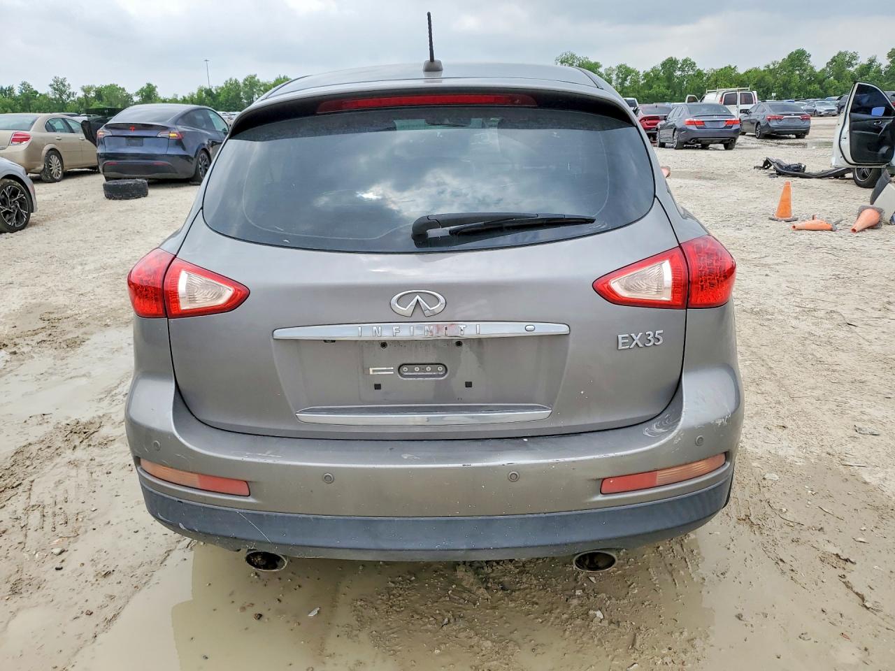 INFINITI Ex Base