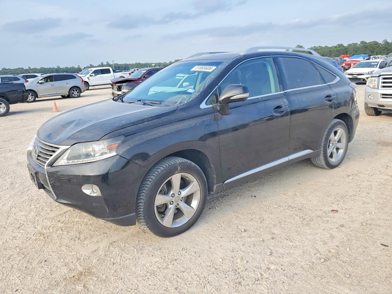 Salvage Lexus RX Image