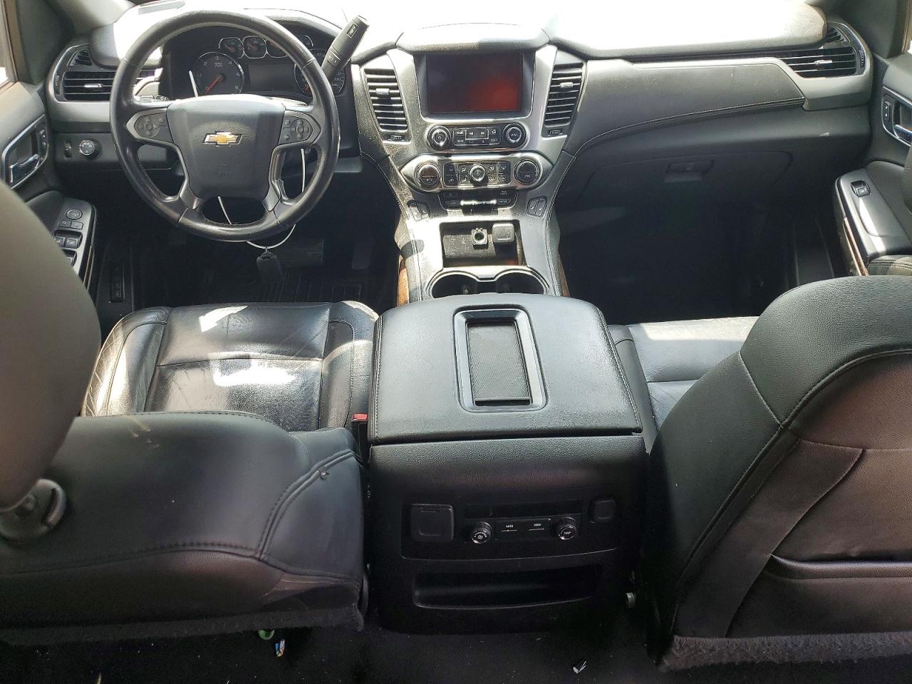 Chevrolet Suburban C1500 Lt