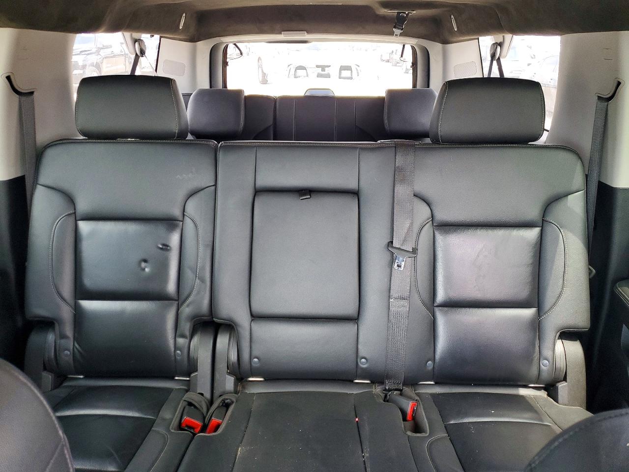Chevrolet Suburban C1500 Lt