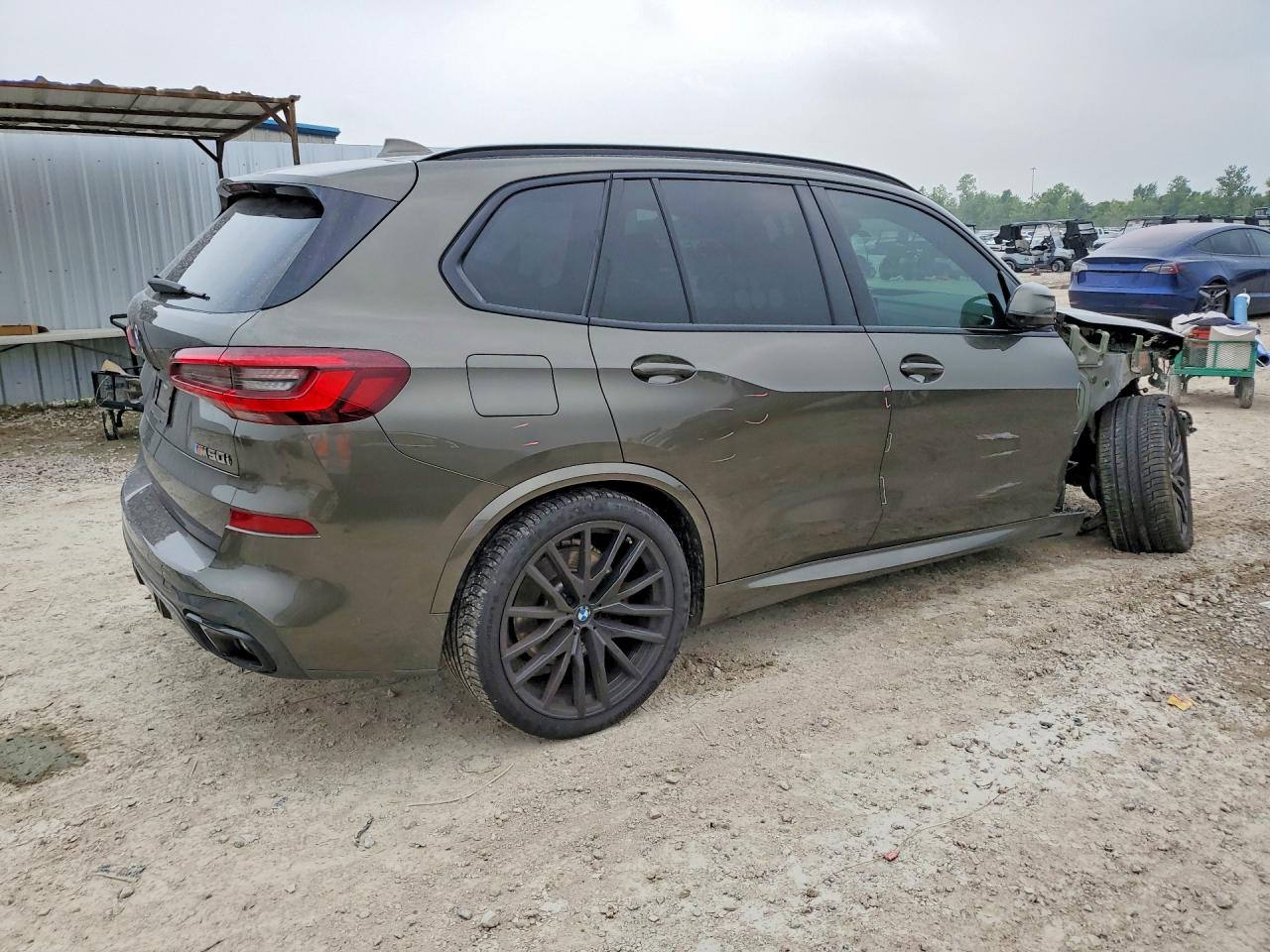 BMW X Series M50i