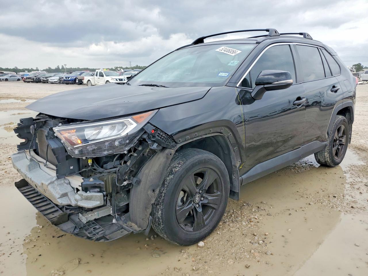Salvage Toyota RAV4 Image