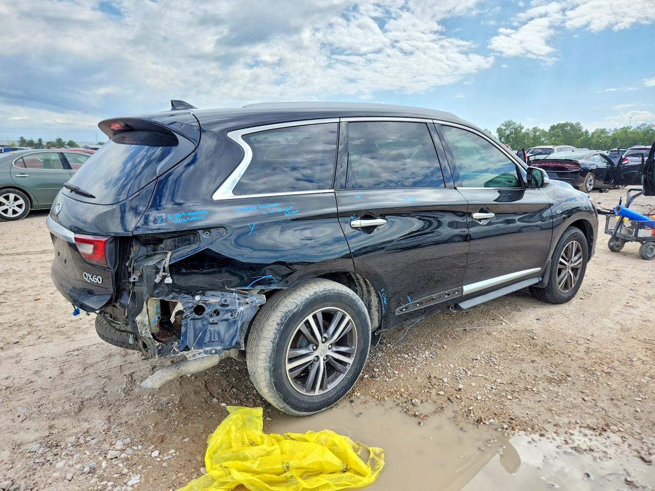 INFINITI Qx Luxe