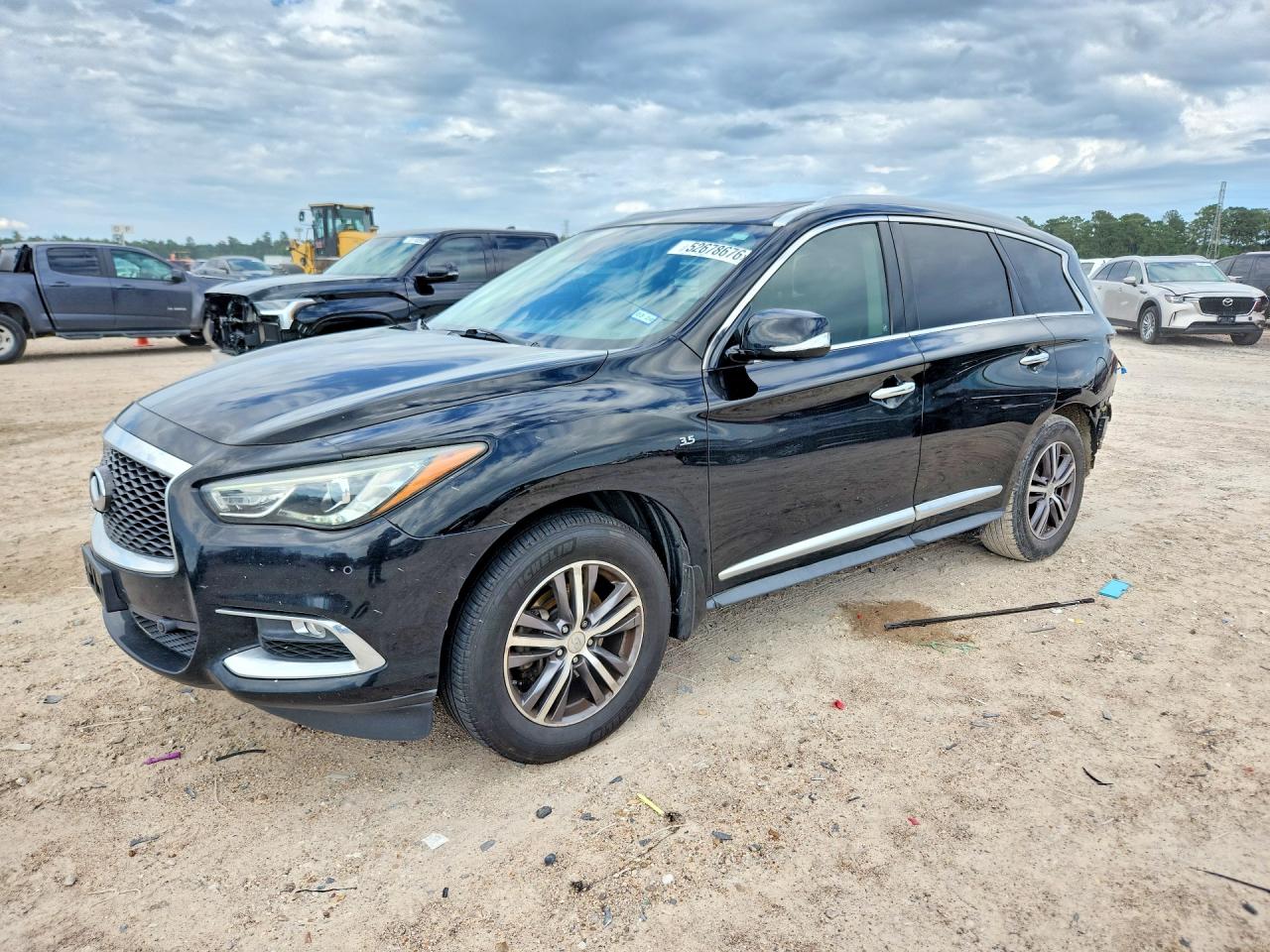 Salvage INFINITI Qx Image