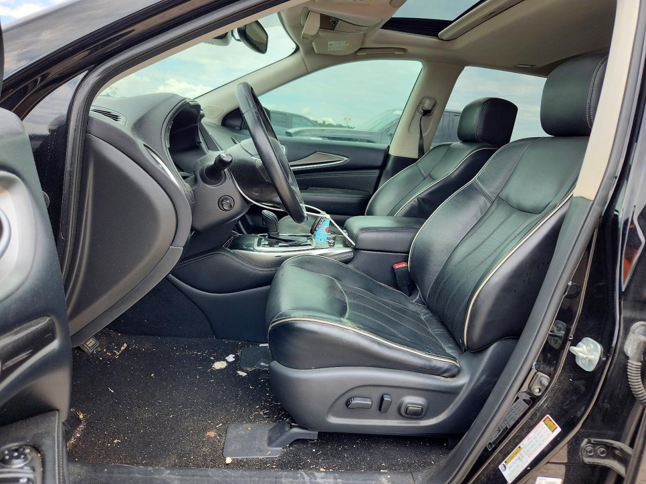 INFINITI Qx Luxe