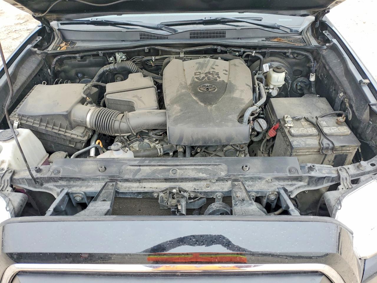 Toyota Tacoma Sr5 V6