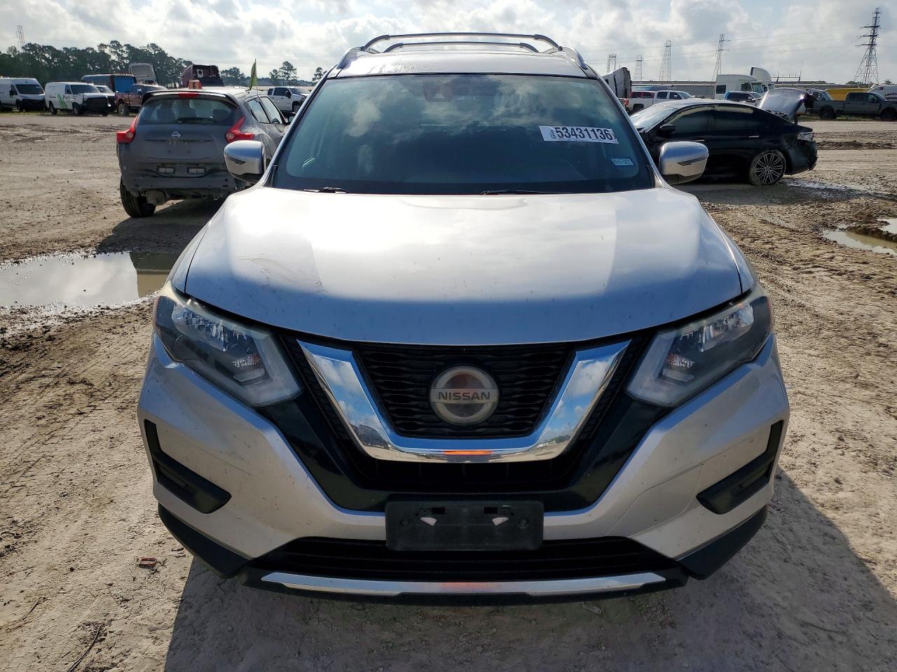 Nissan Rogue Sv