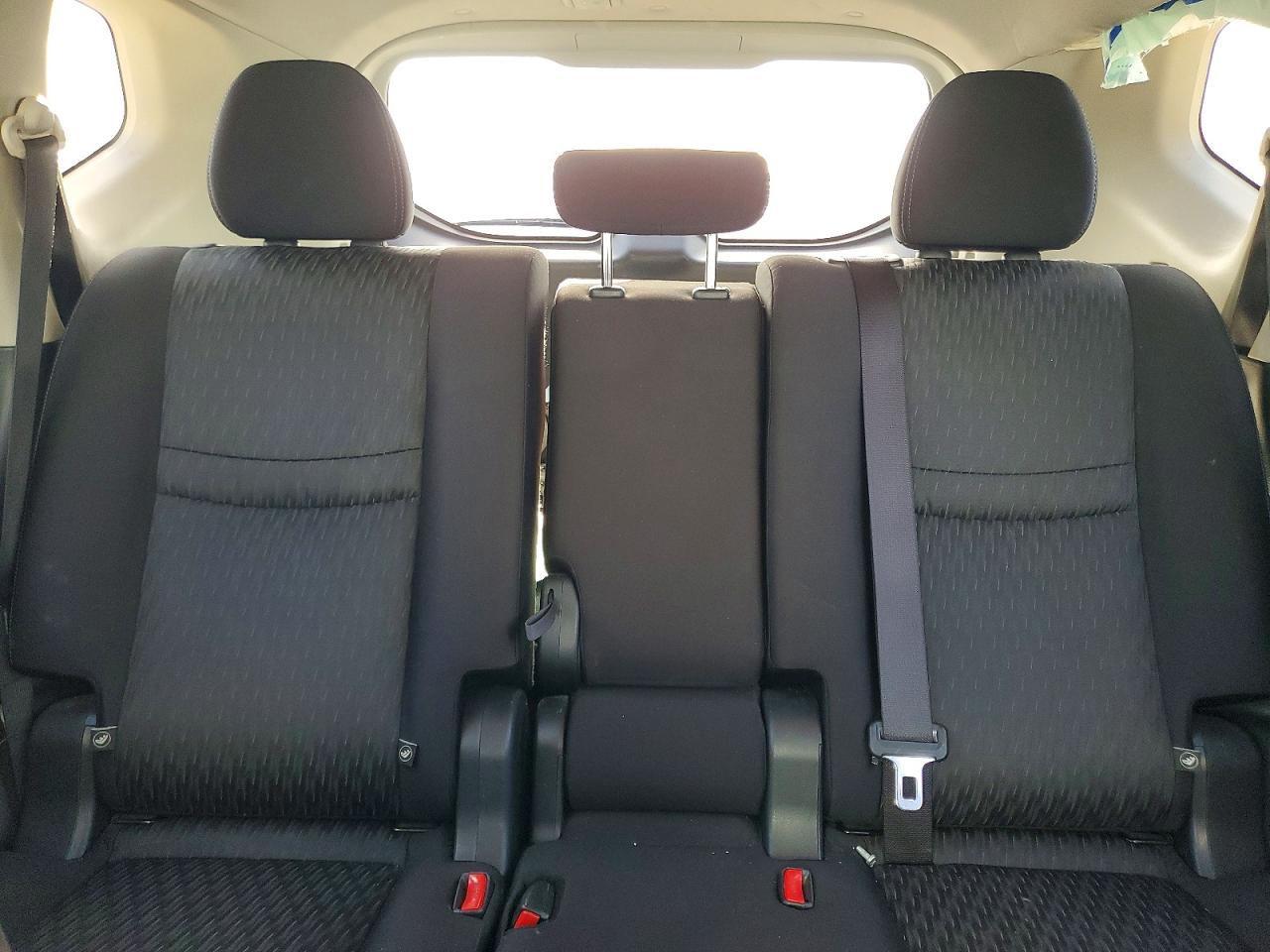 Nissan Rogue Sv