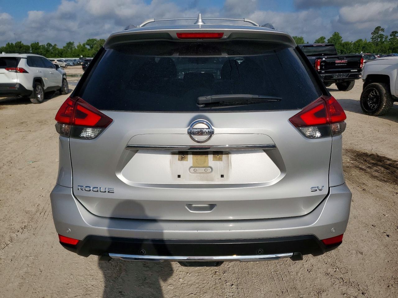 Nissan Rogue Sv