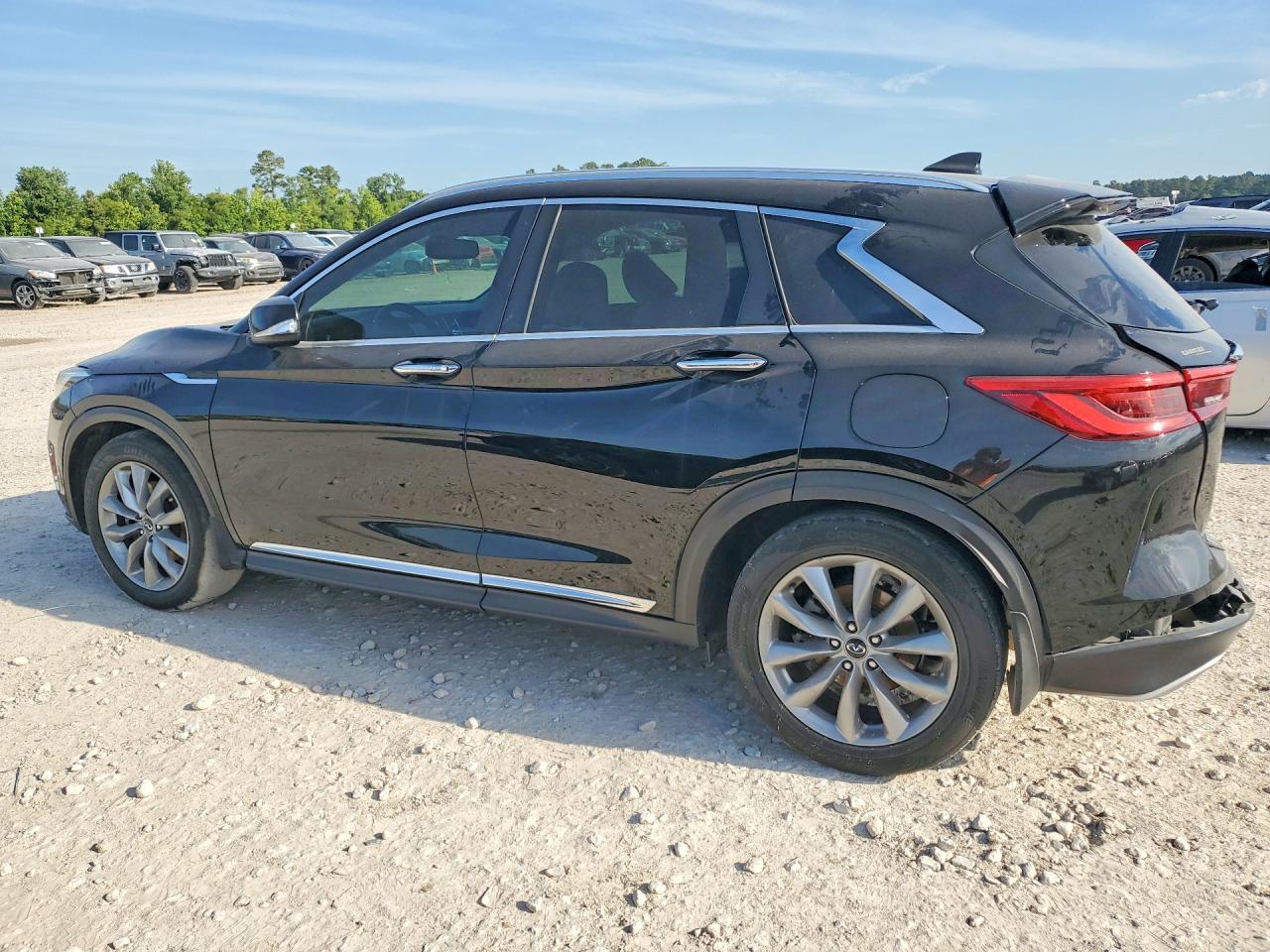 INFINITI Qx Luxe