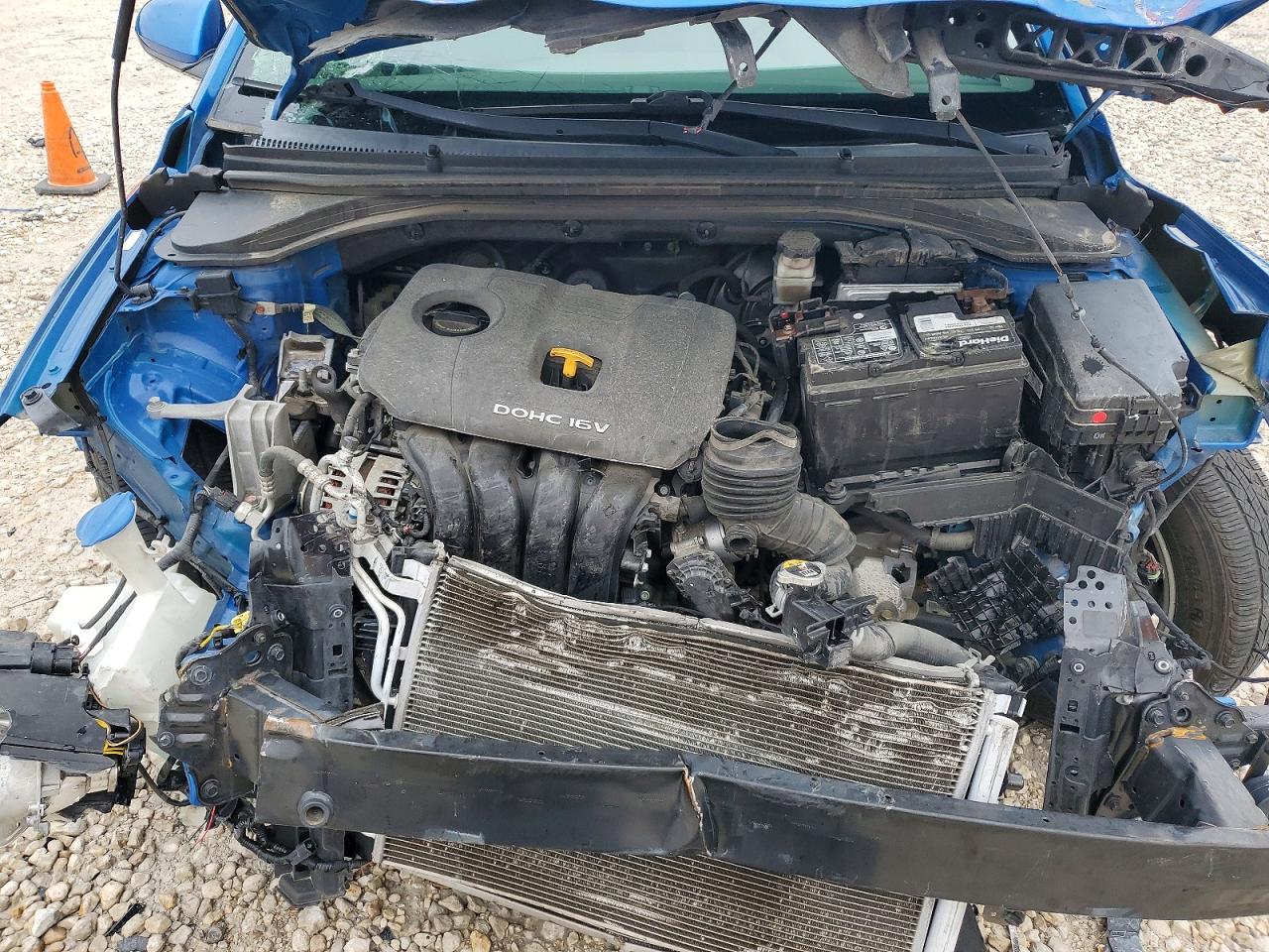 Hyundai ELANTRA Sel