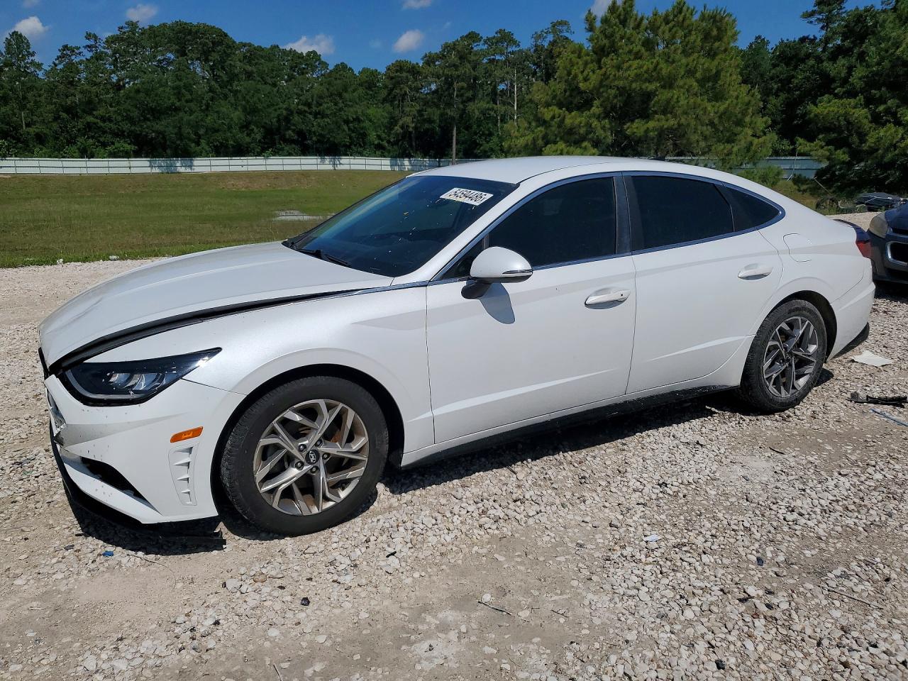 Salvage Hyundai SONATA Image