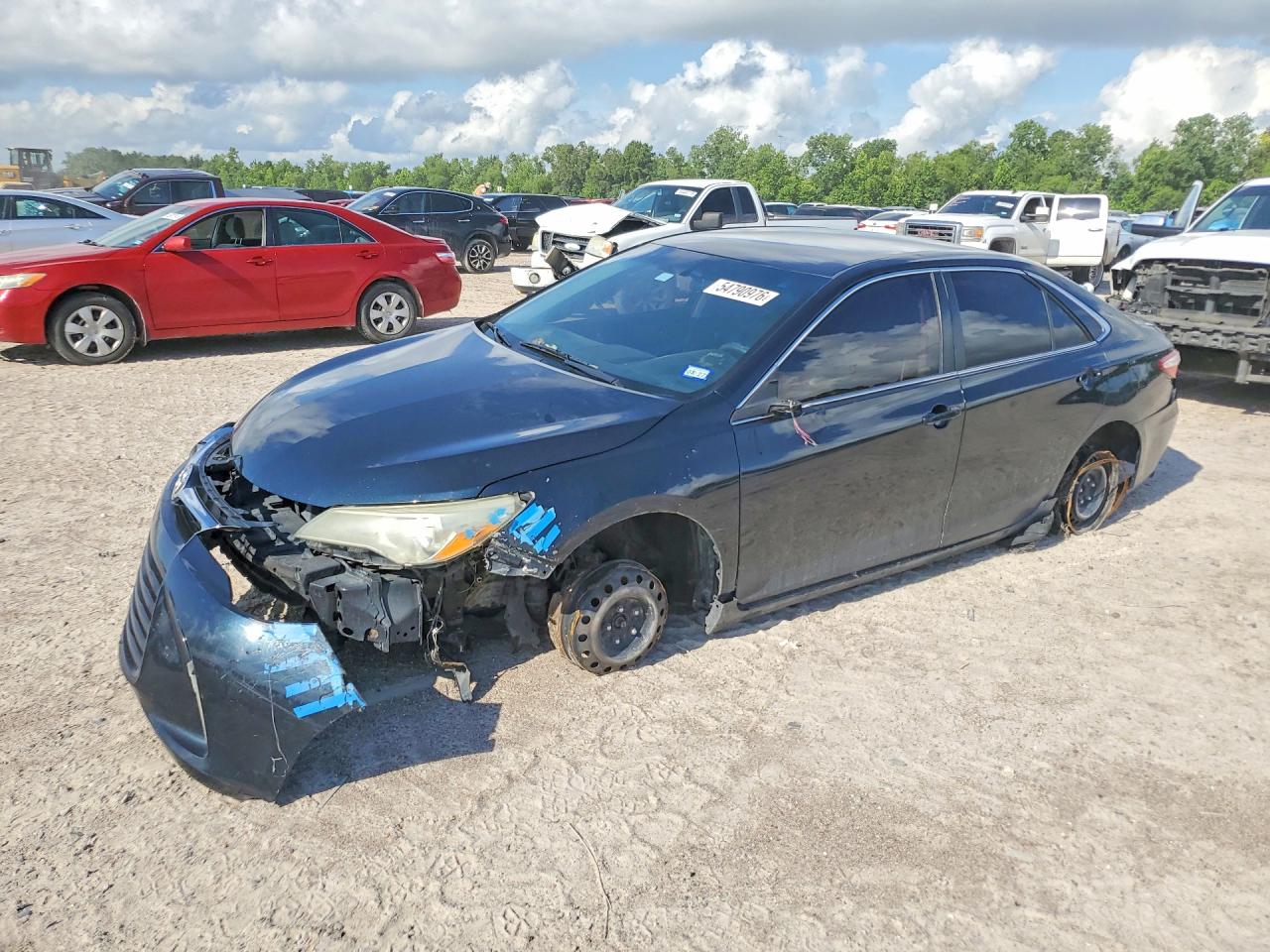 Salvage Toyota Camry Image
