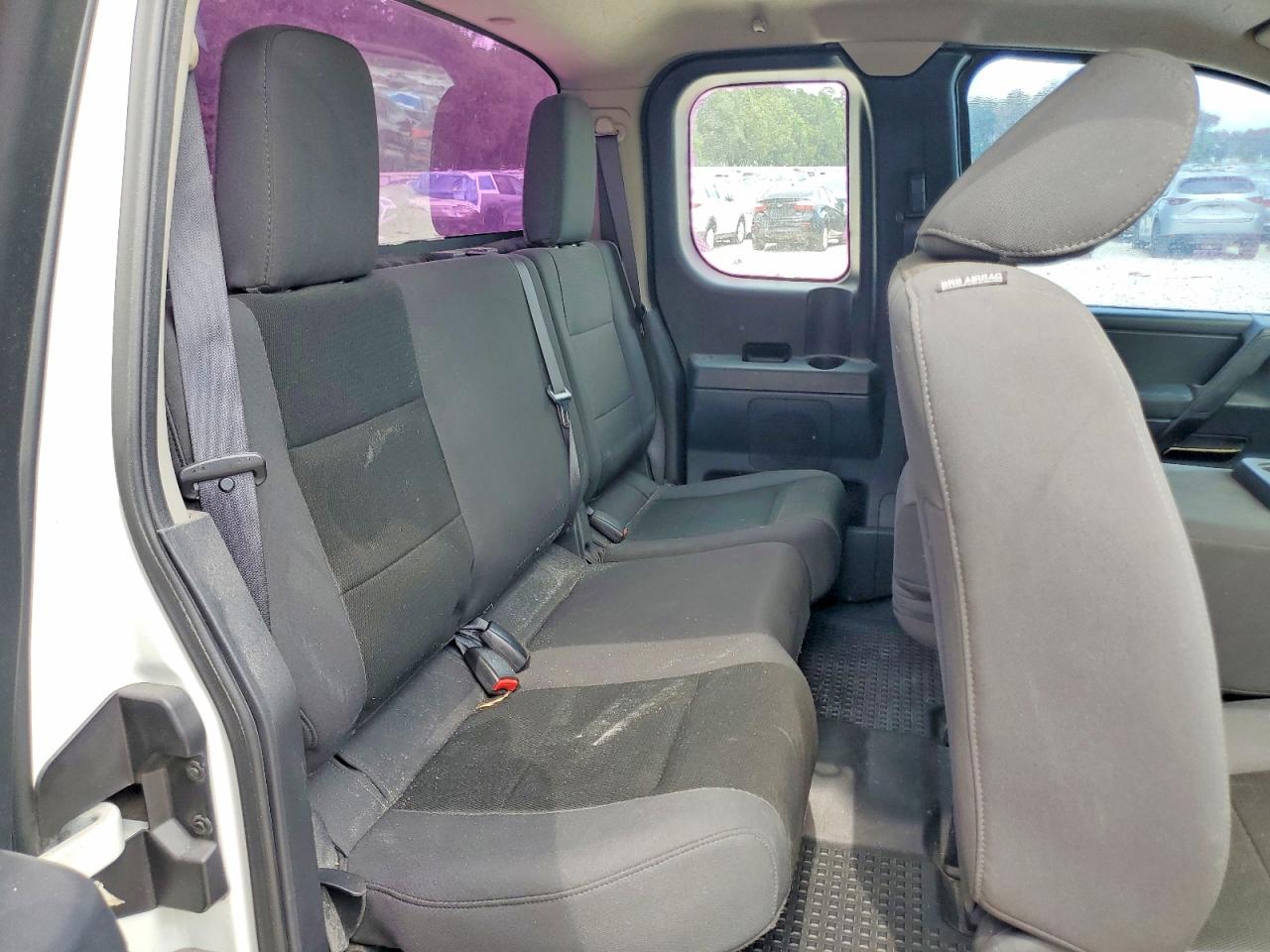 Nissan Titan S