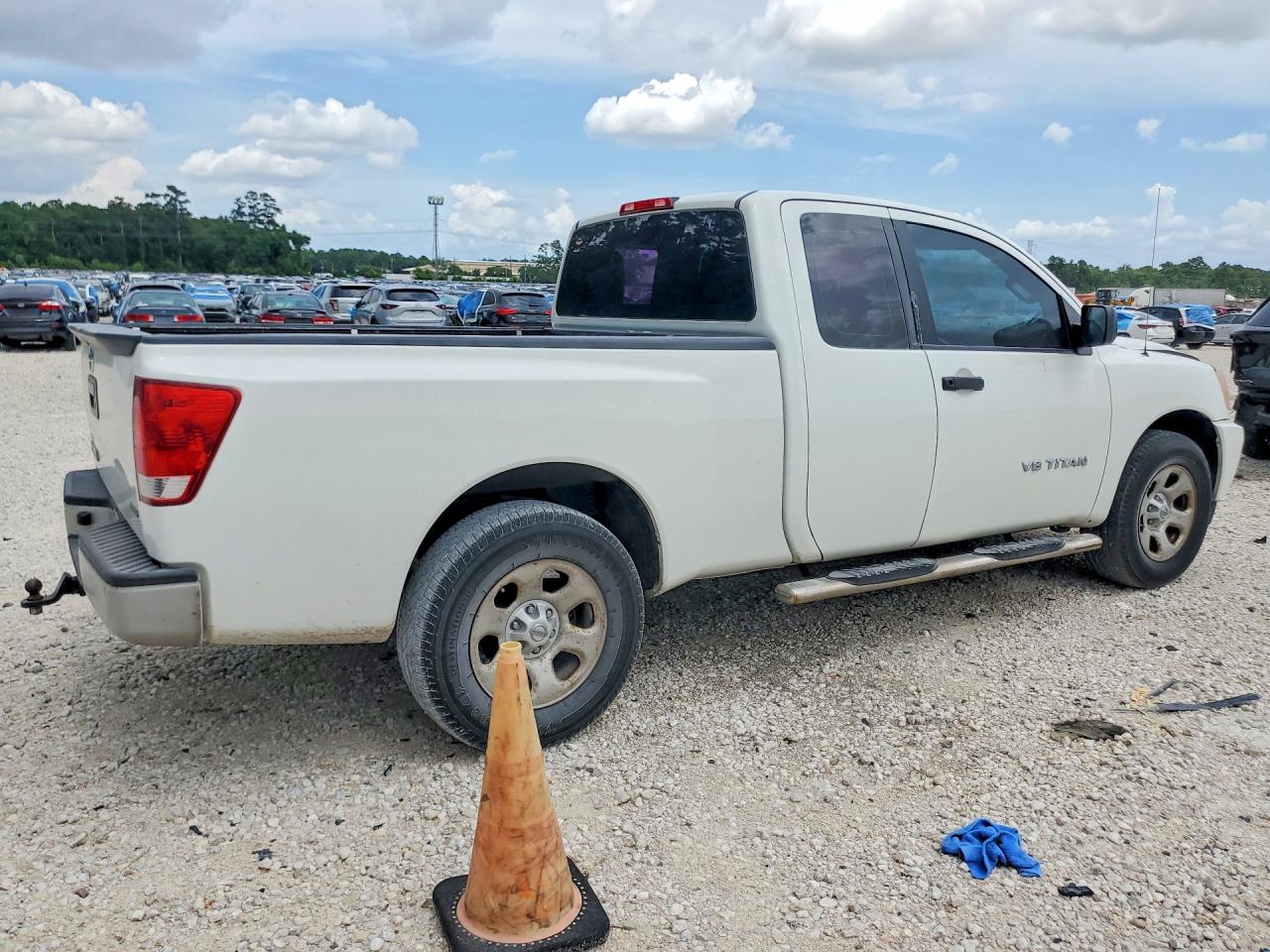 Nissan Titan S