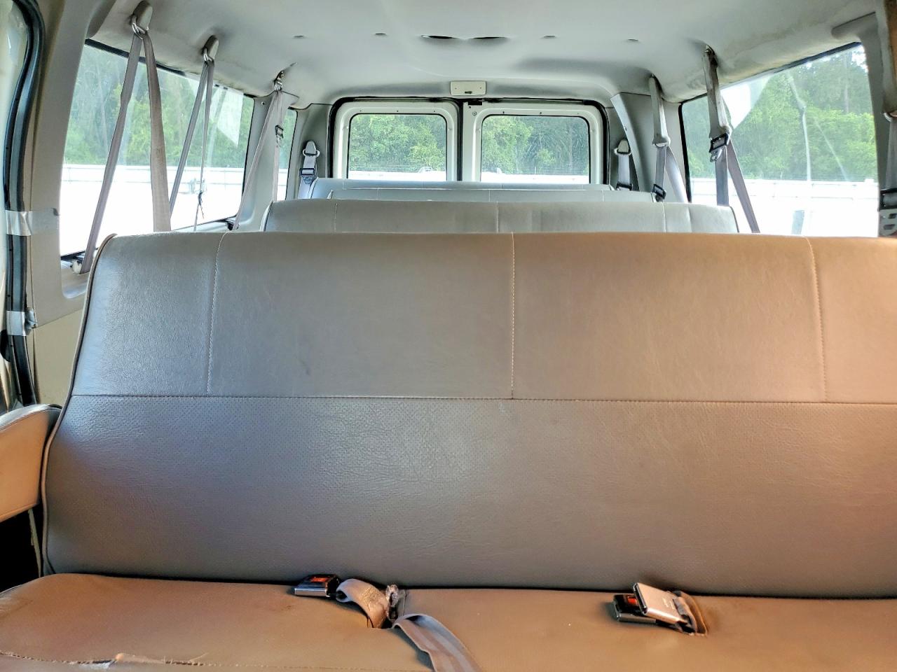 Ford Econoline E350 Super Duty