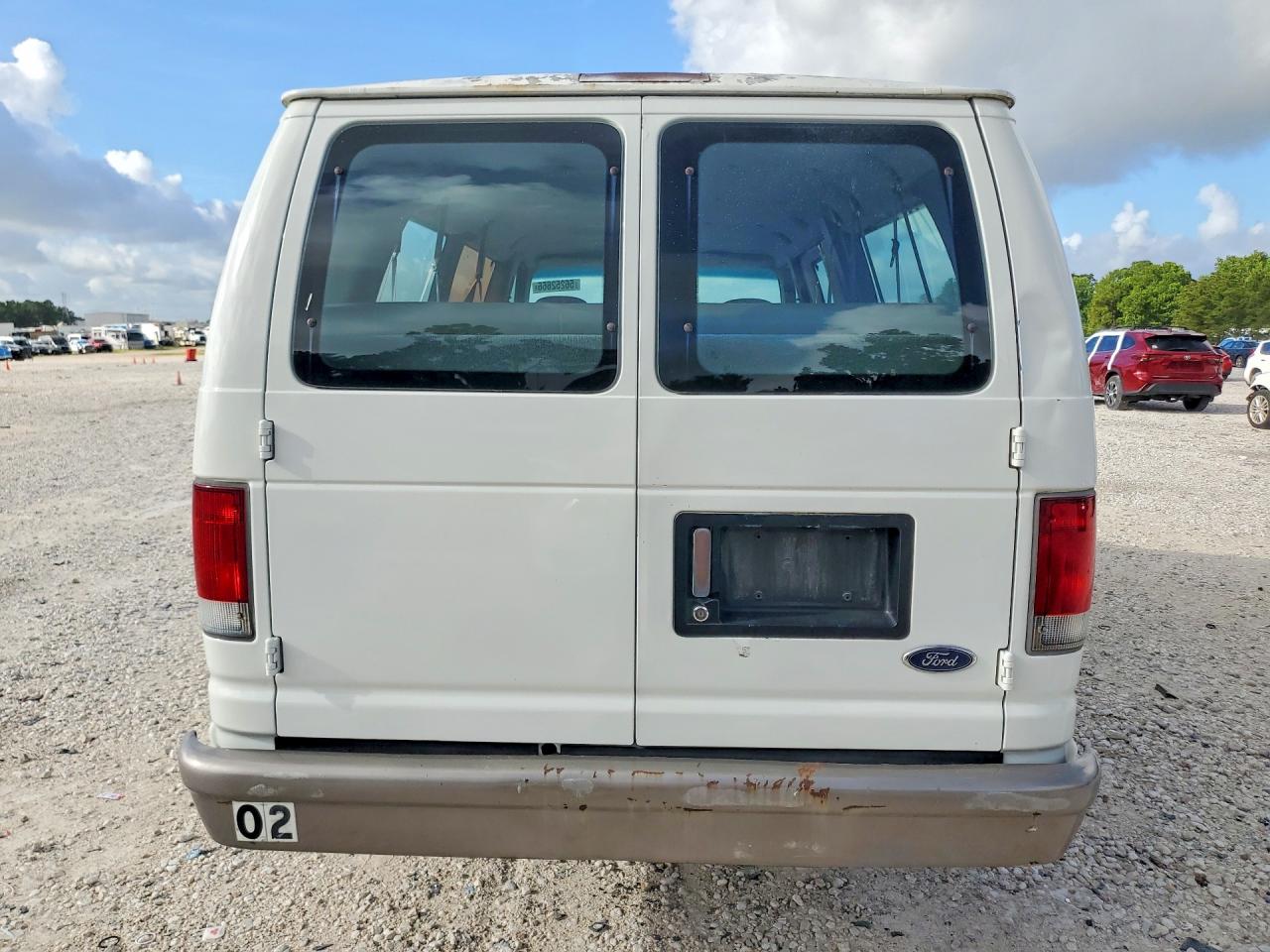 Ford Econoline E350 Super Duty