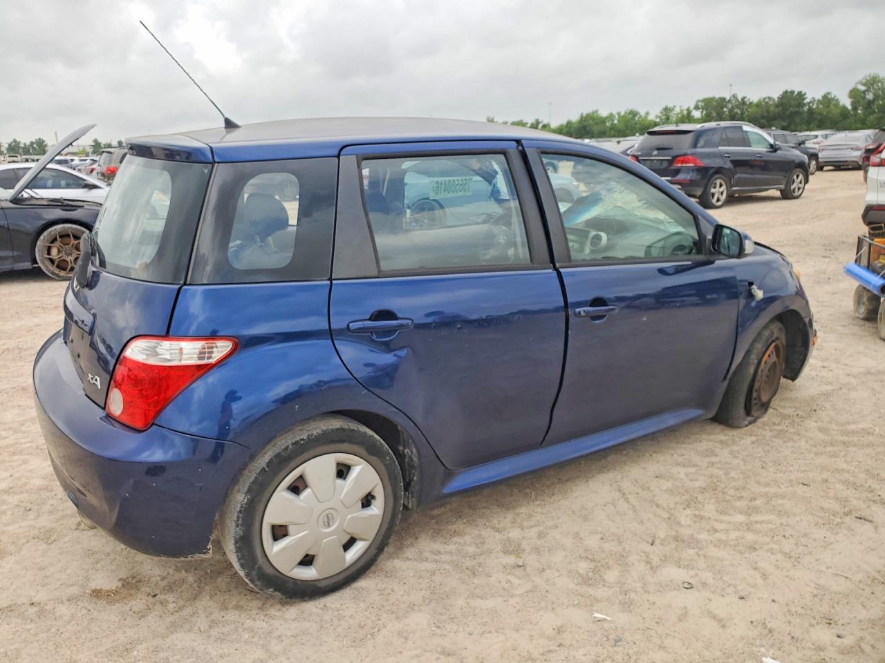 Scion xA Base