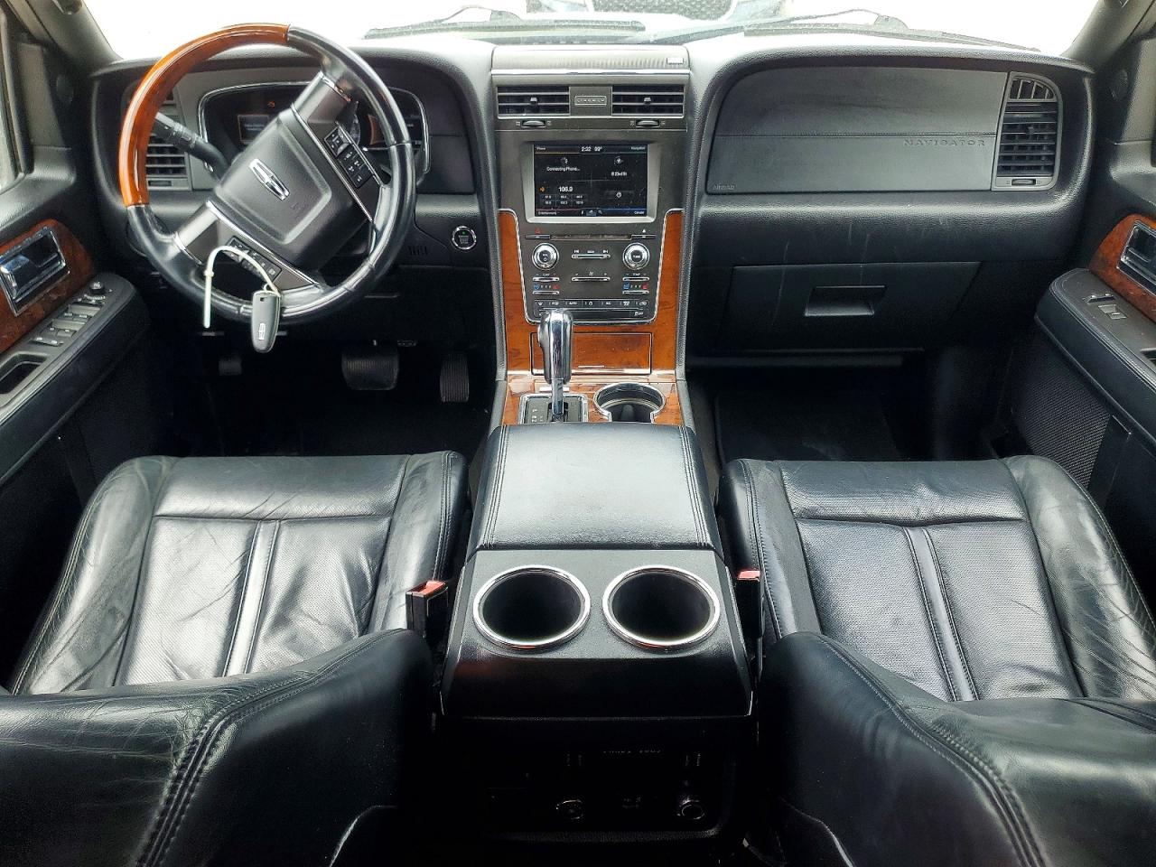 Lincoln Navigator