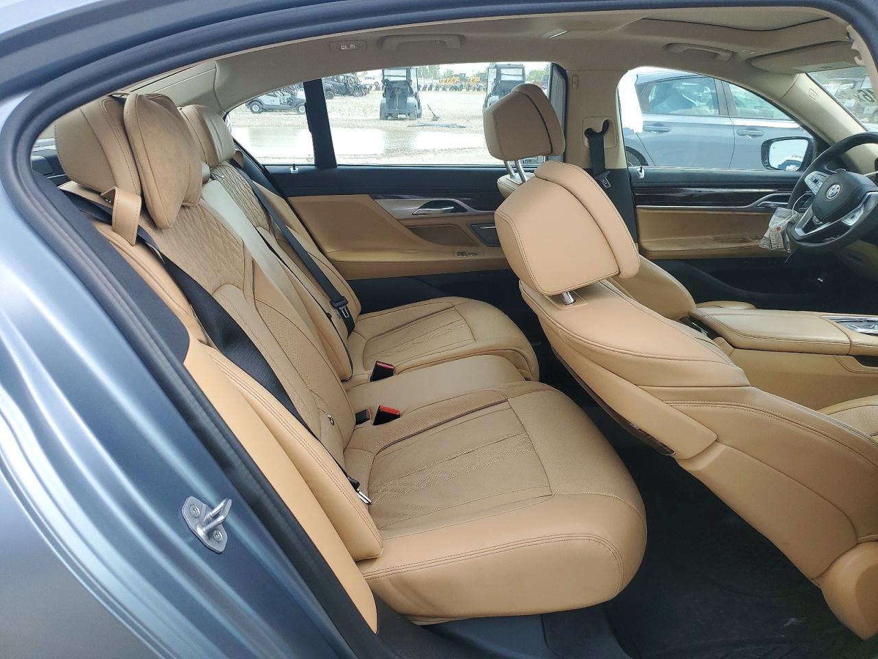BMW 7 Series Xi