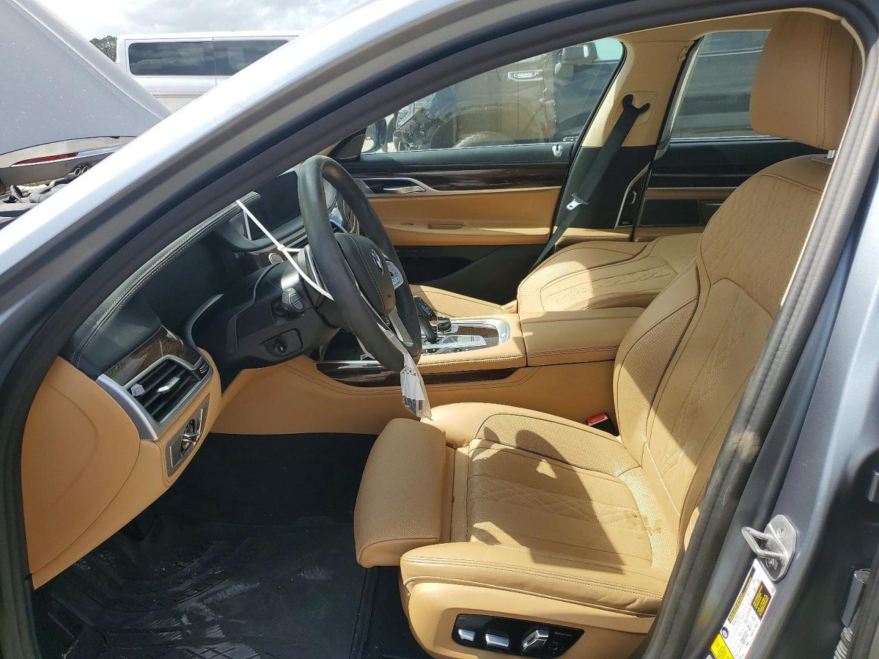 BMW 7 Series Xi
