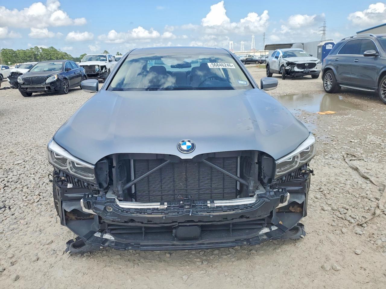 BMW 7 Series Xi