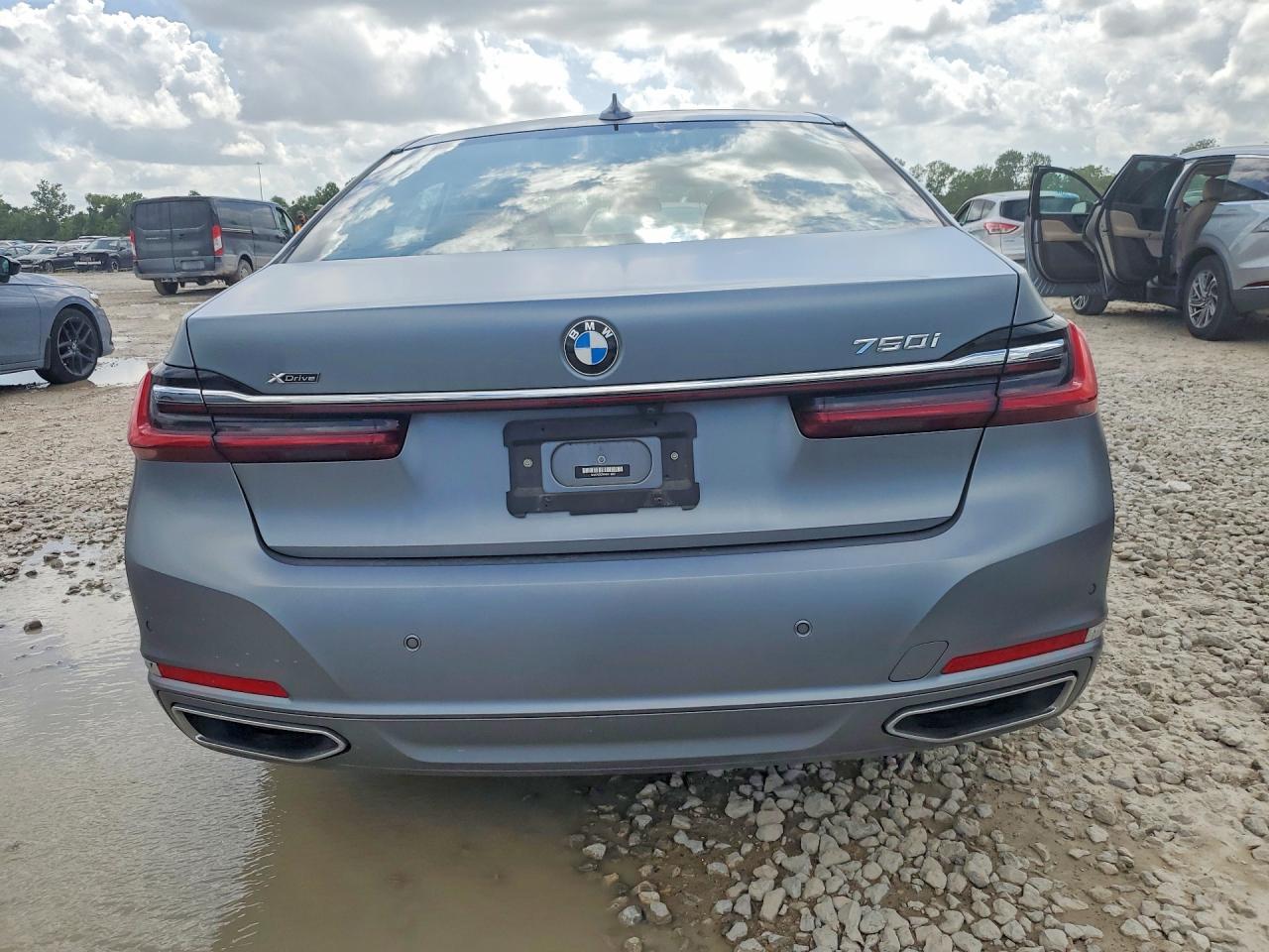 BMW 7 Series Xi