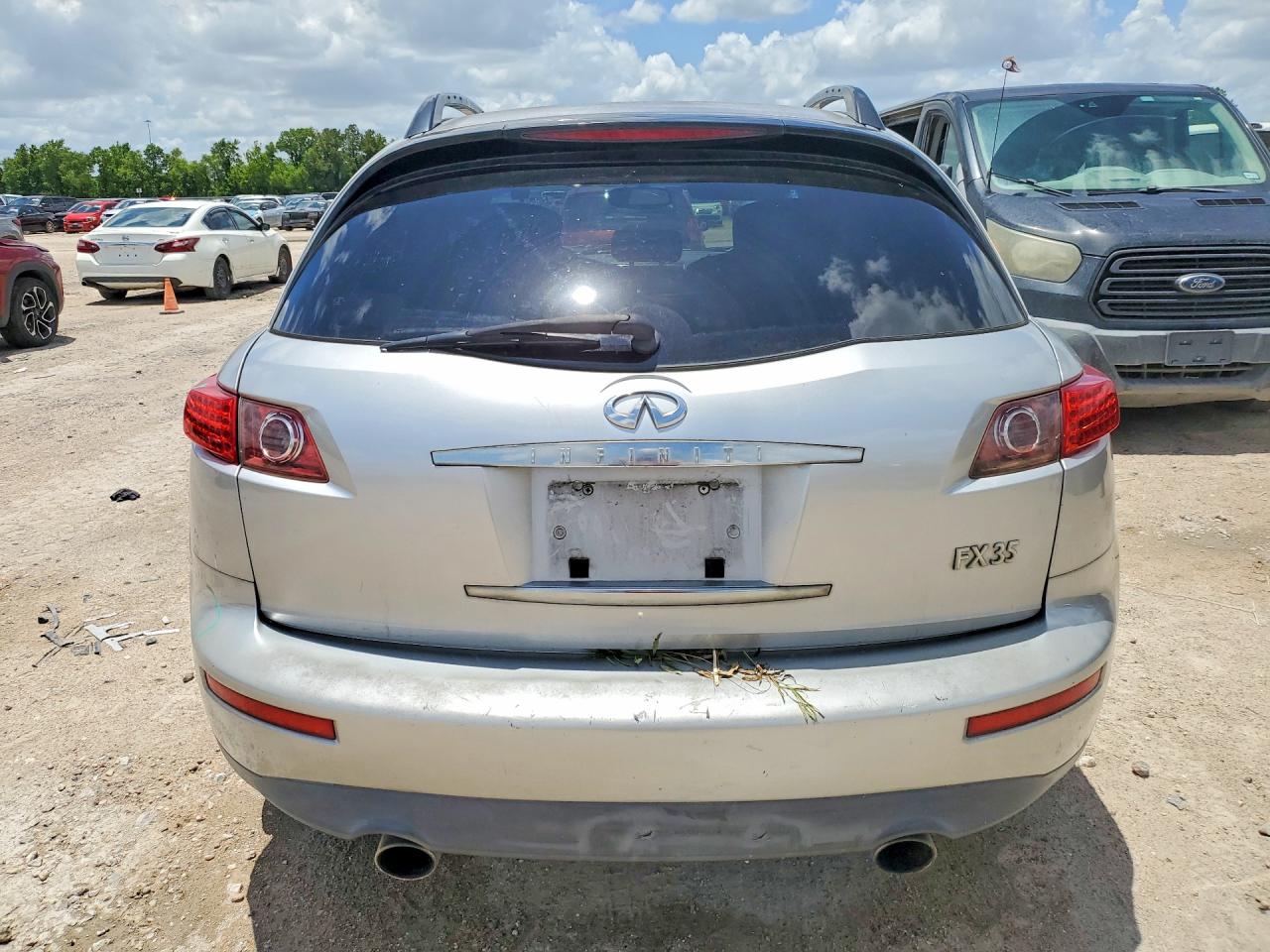 INFINITI Fx Base