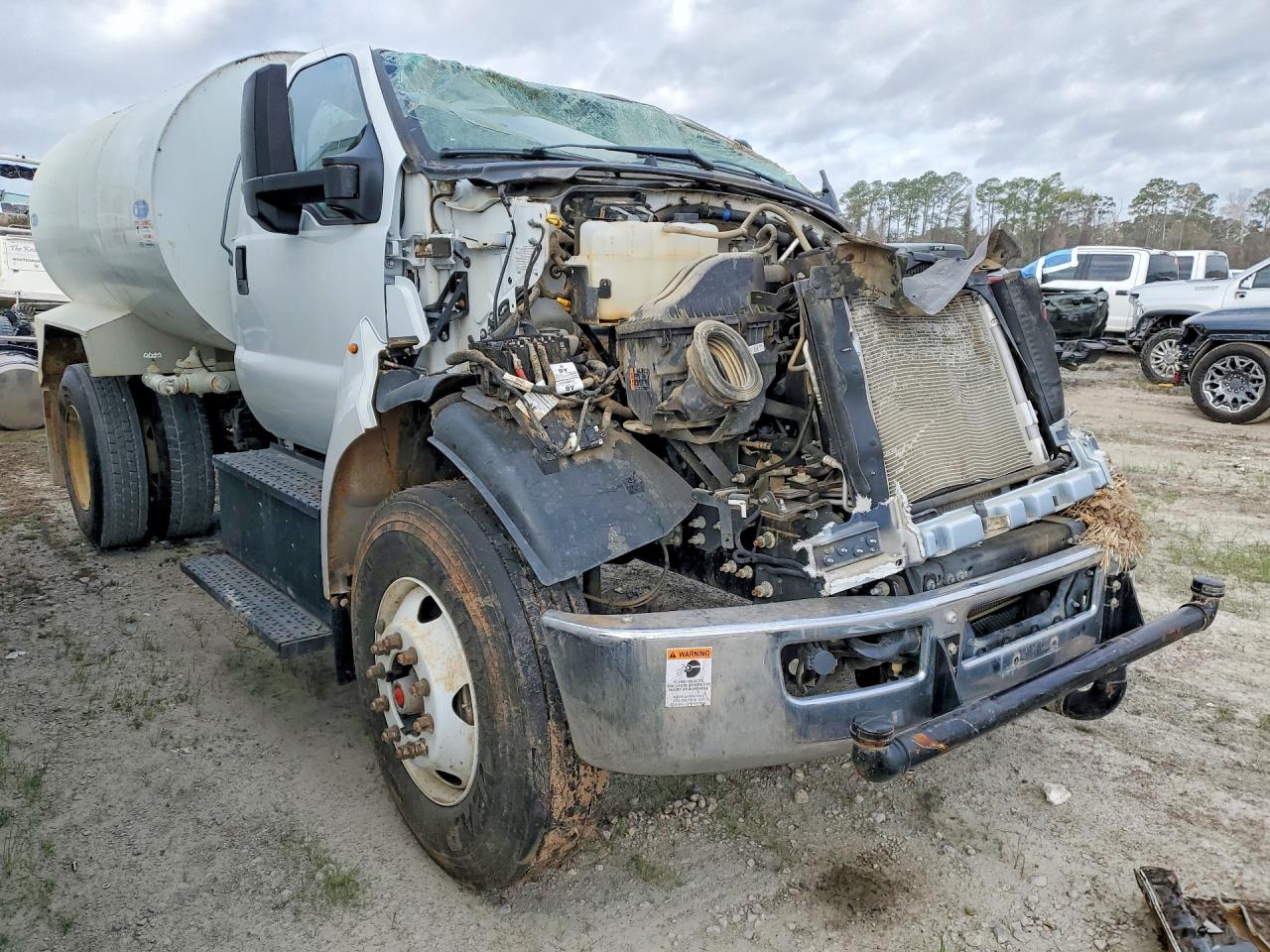 Ford F750 Supe Super Duty