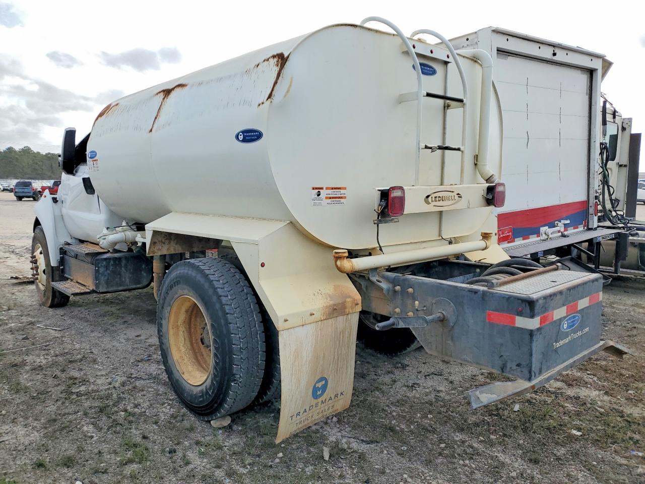 Ford F750 Supe Super Duty