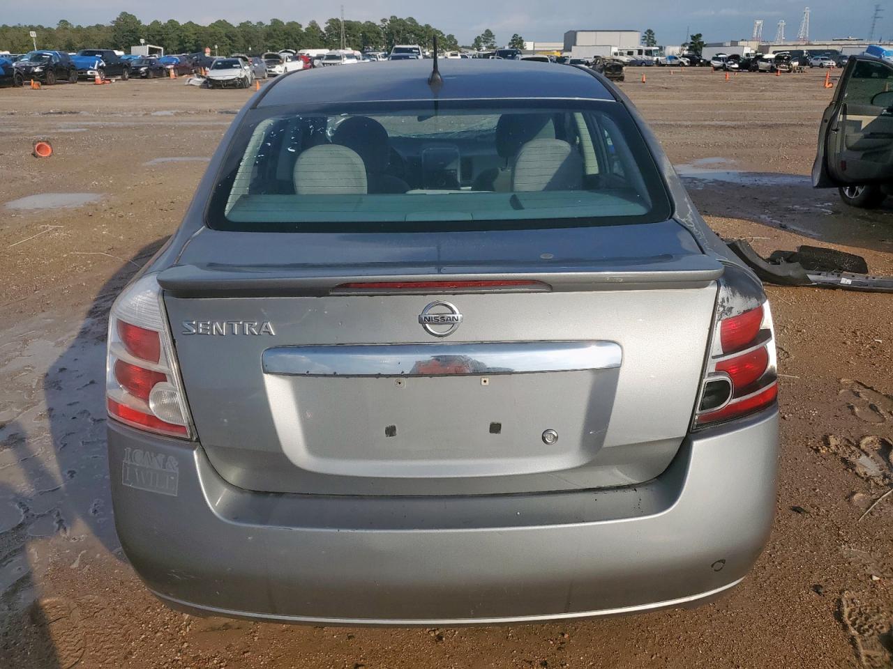 Nissan Sentra 2.0