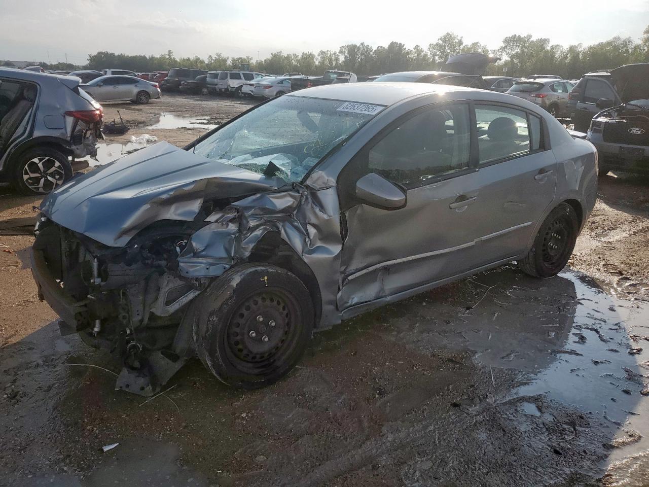 Salvage Nissan Sentra Image