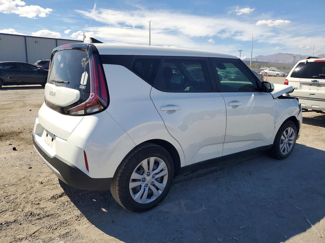 Kia Soul Lx