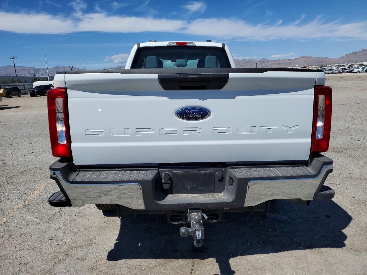 Ford F-250