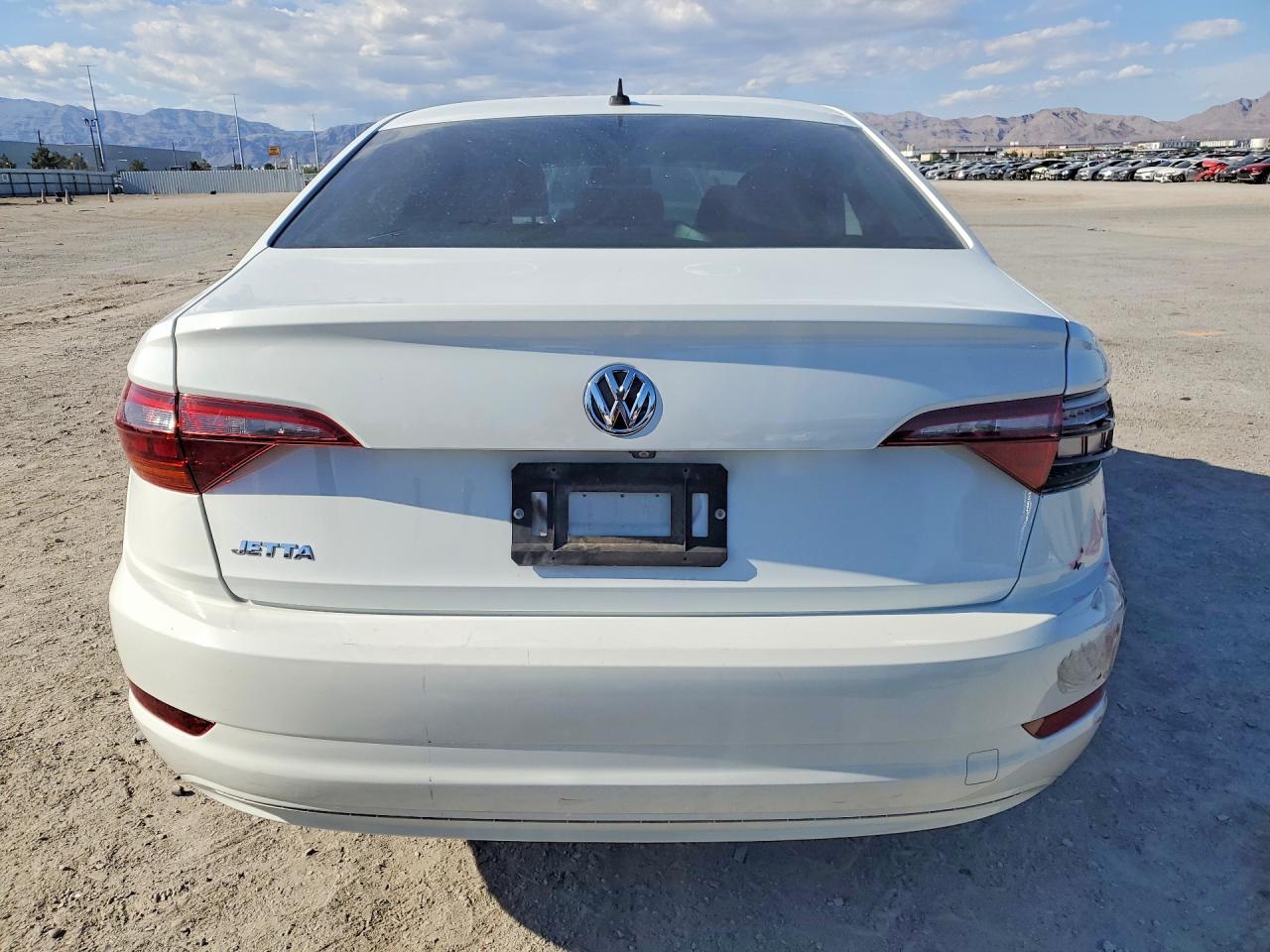 Volkswagen Jetta S