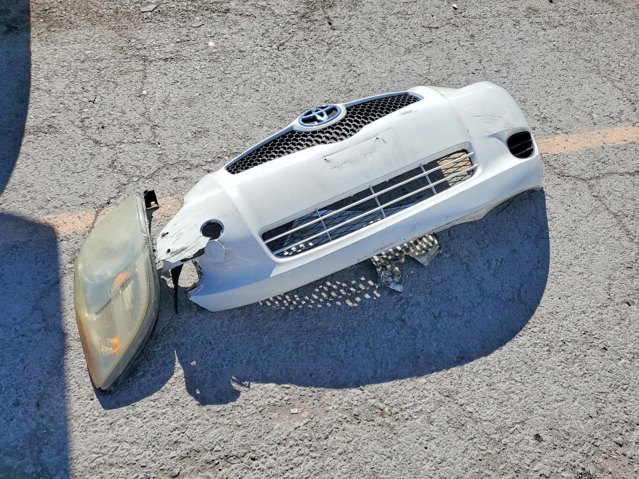 Toyota Yaris Base