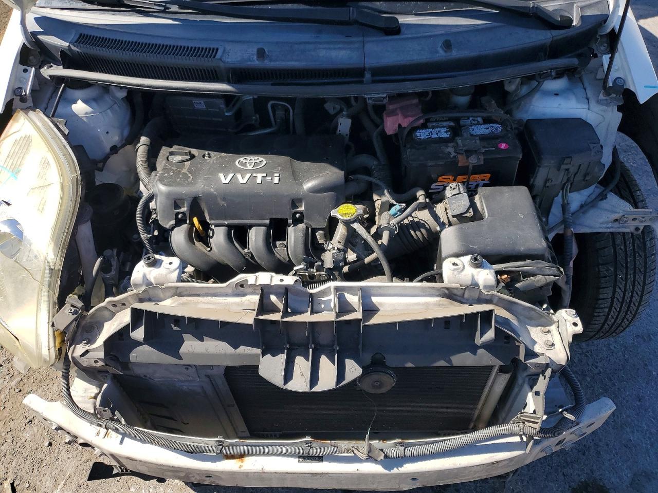 Toyota Yaris Base