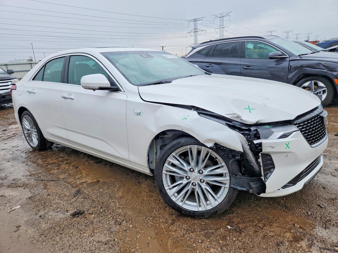 Cadillac CT4 Premium Luxury