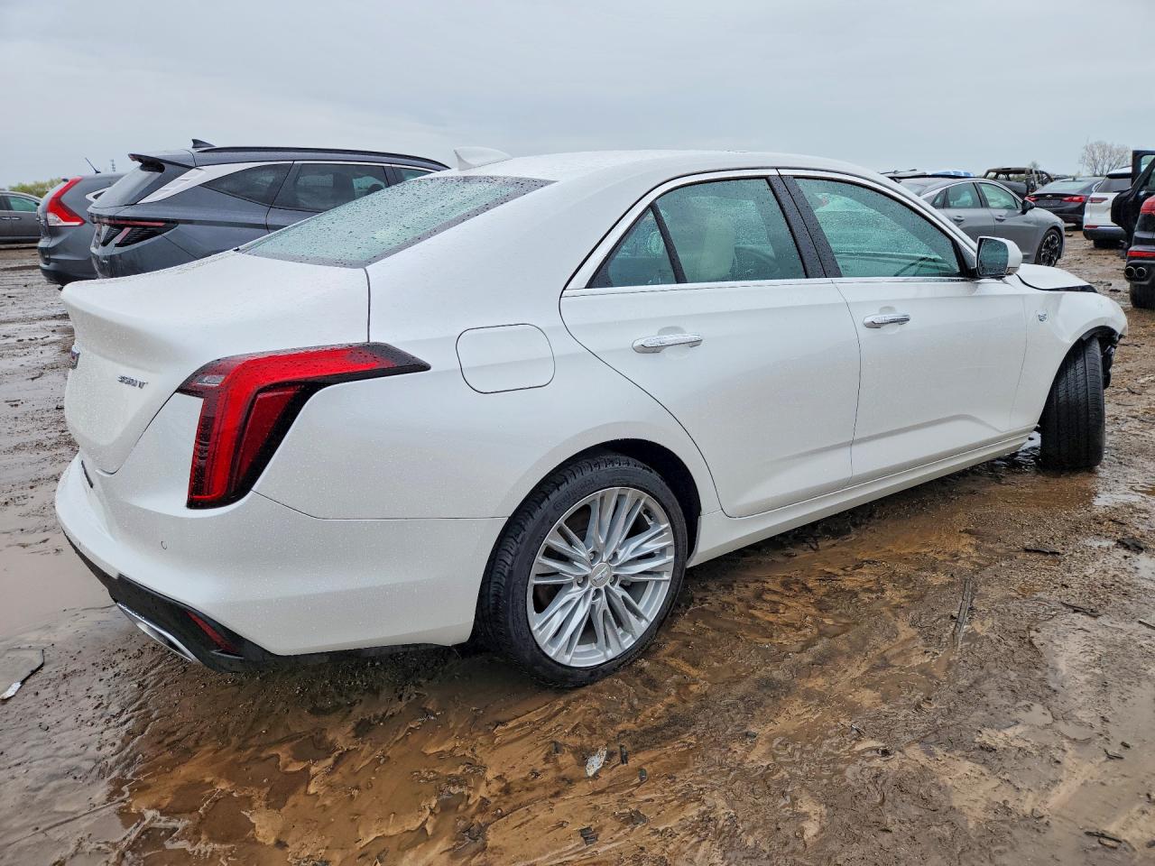 Cadillac CT4 Premium Luxury
