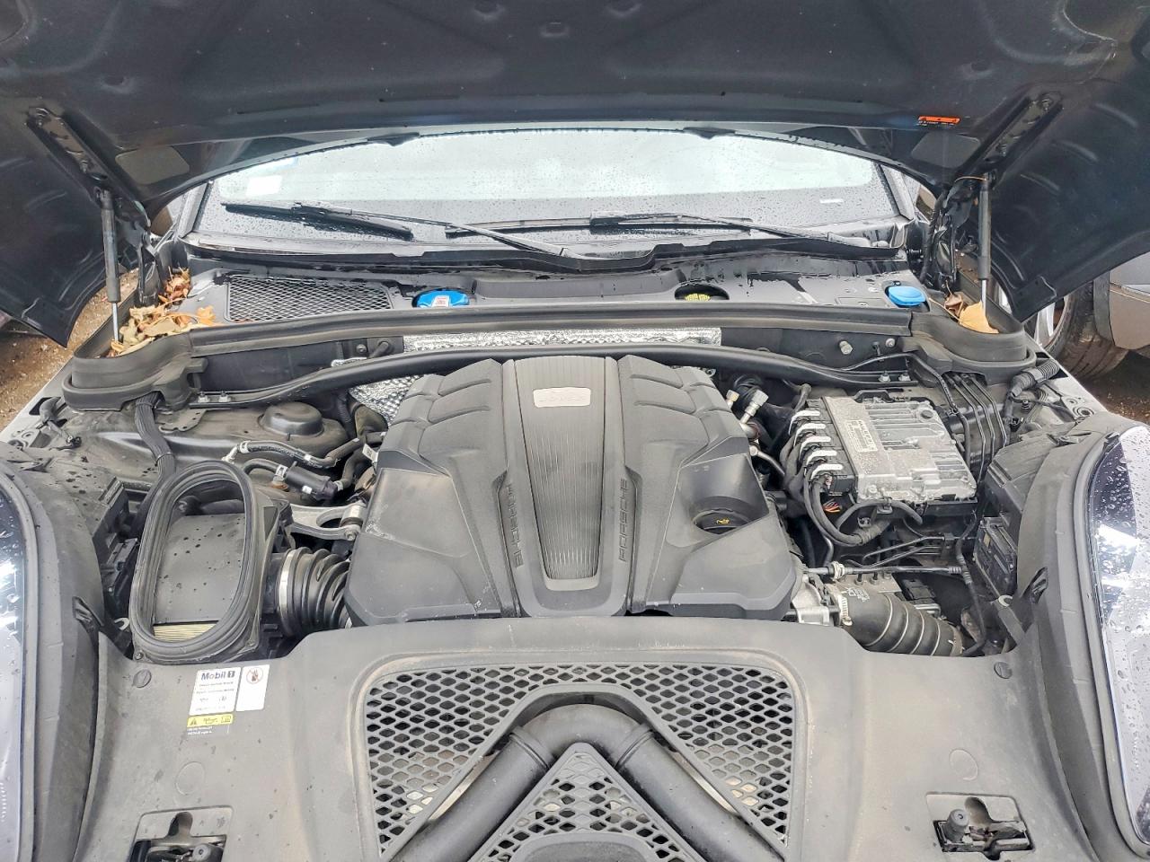 Porsche Macan S