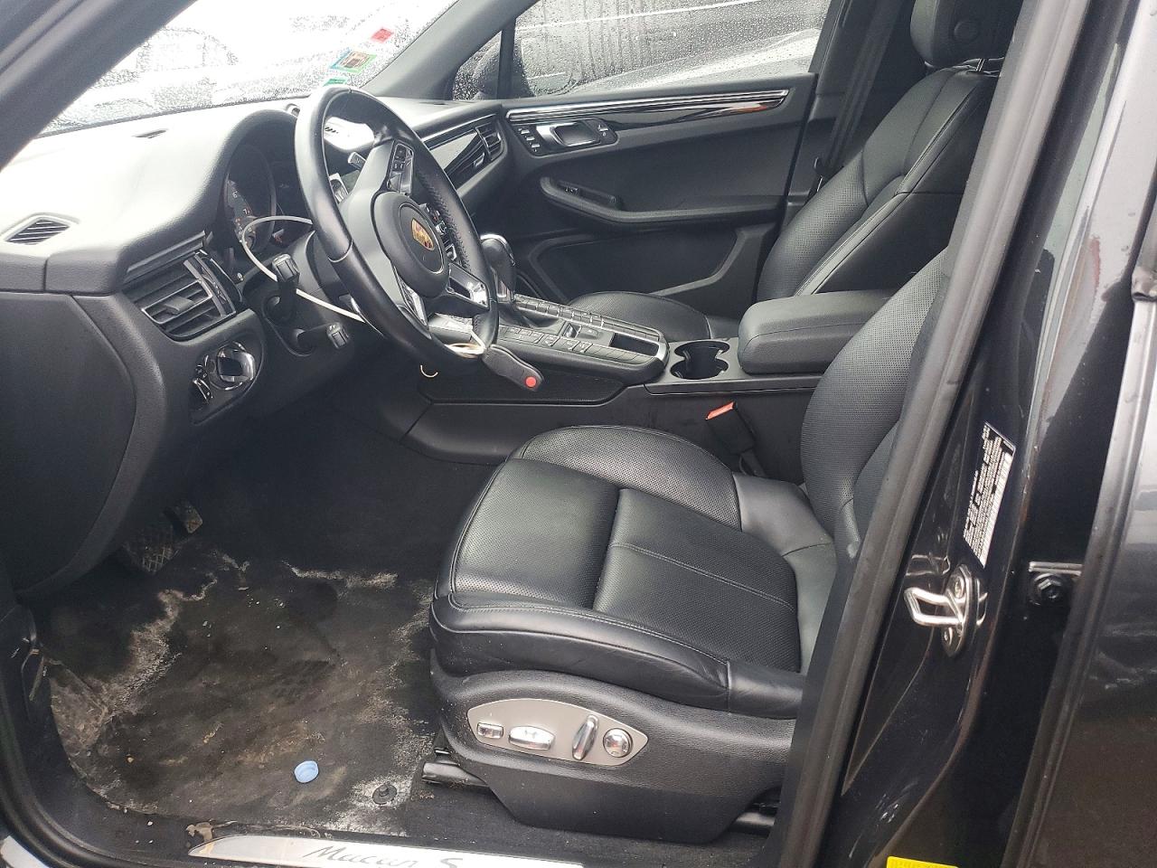 Porsche Macan S
