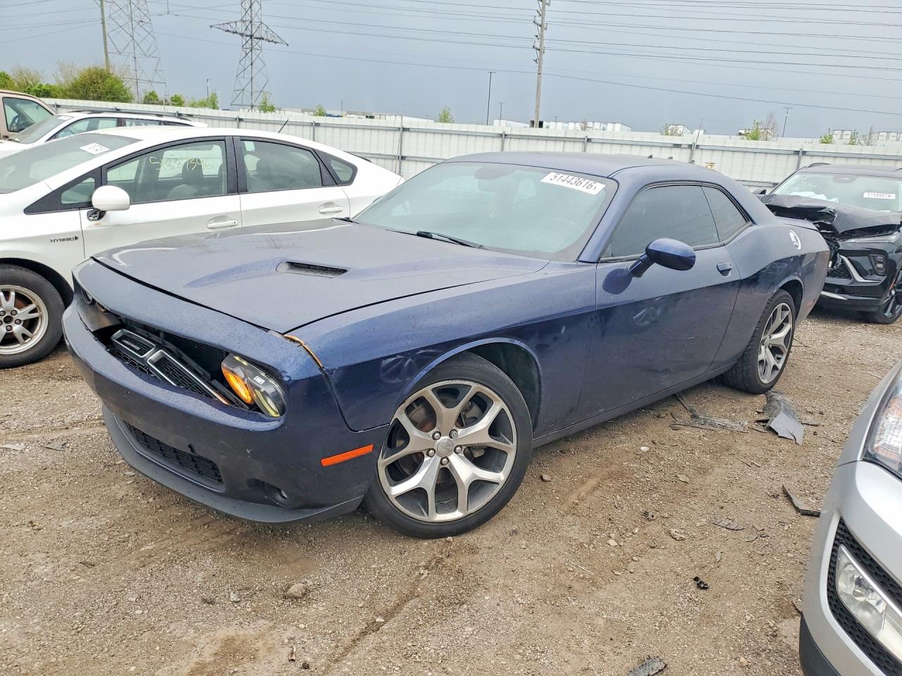Salvage Dodge Challenger Image