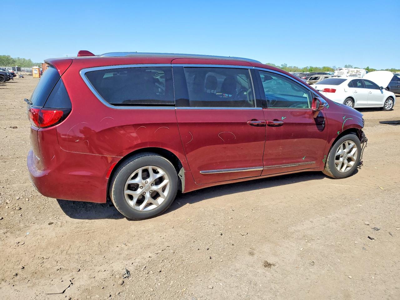Chrysler Pacifica Limited